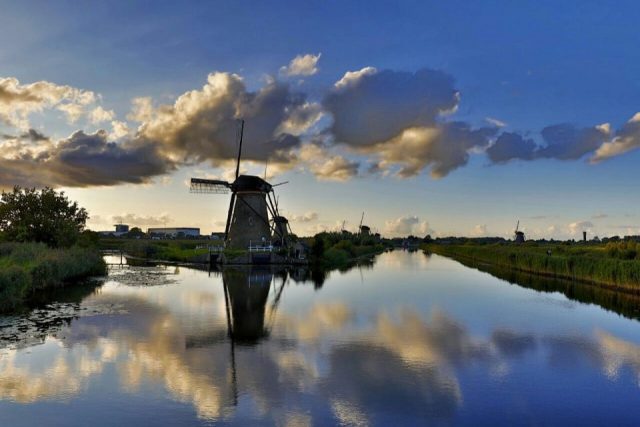 -Wolfgang Hirth – Wolkenwalze