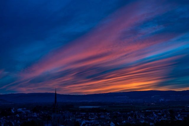 Ulrich Maier-Harth – Cirrostratuswolken