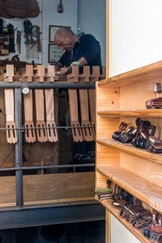 Jochen Lichtenthäler: Gitarrenbau in Madrid