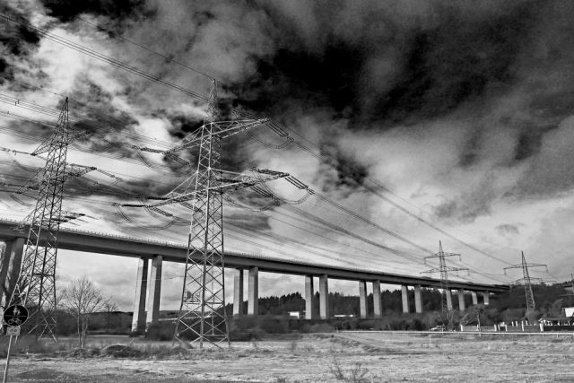 Jürgen Ries: Energieflucht-SW