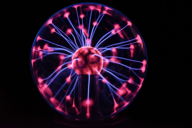 Rudi Rogalla: Plasma-Kugel_2