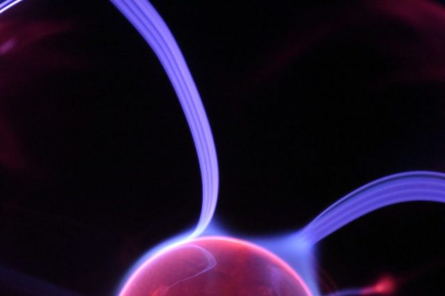Rudi Rogalla: Plasma-Kugel_3